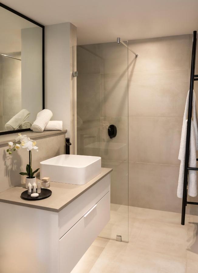 Premium Cape Camps Bay * Cape Town