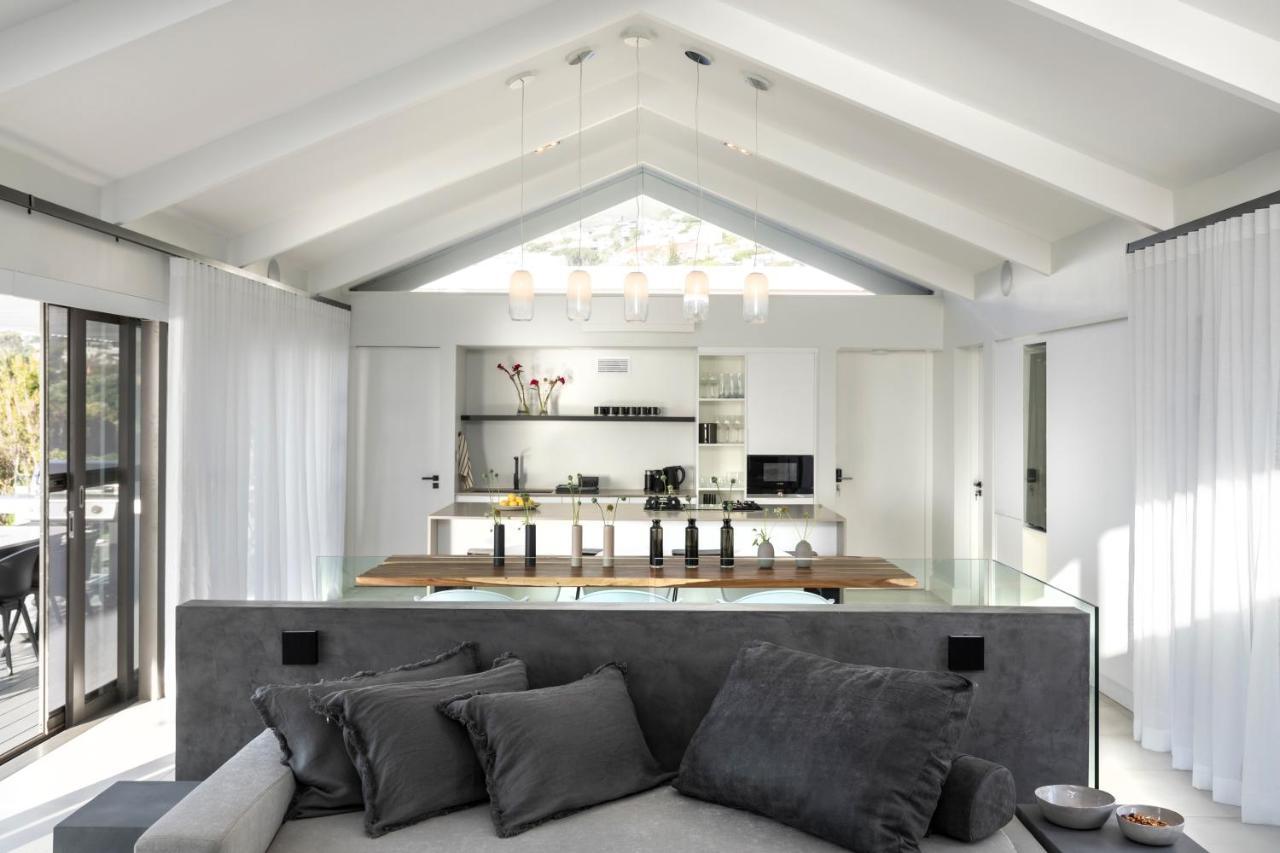 Premium Cape Camps Bay